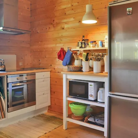 2 Bedroom Cozy In